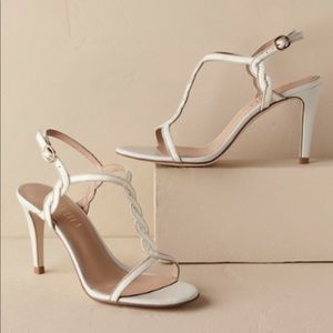 ANTHROPOLOGIE Billy Ella Braided Gilt T-strap heel